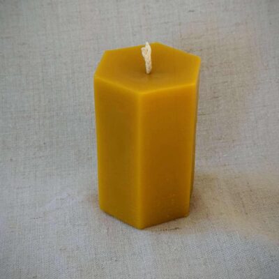 Świeca Graniastosłup prawidłowy sześciokątny